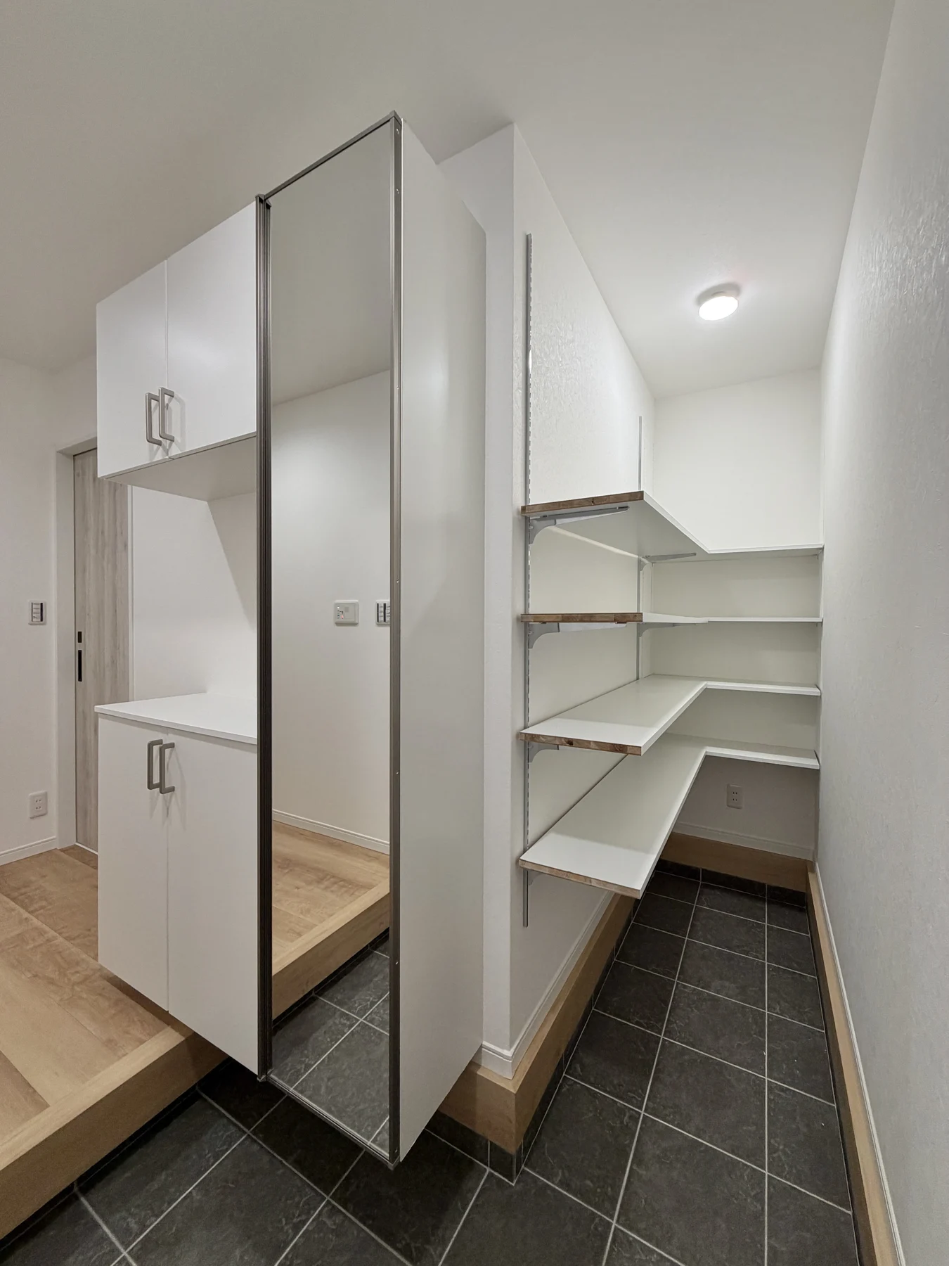 新築戸建 3階建