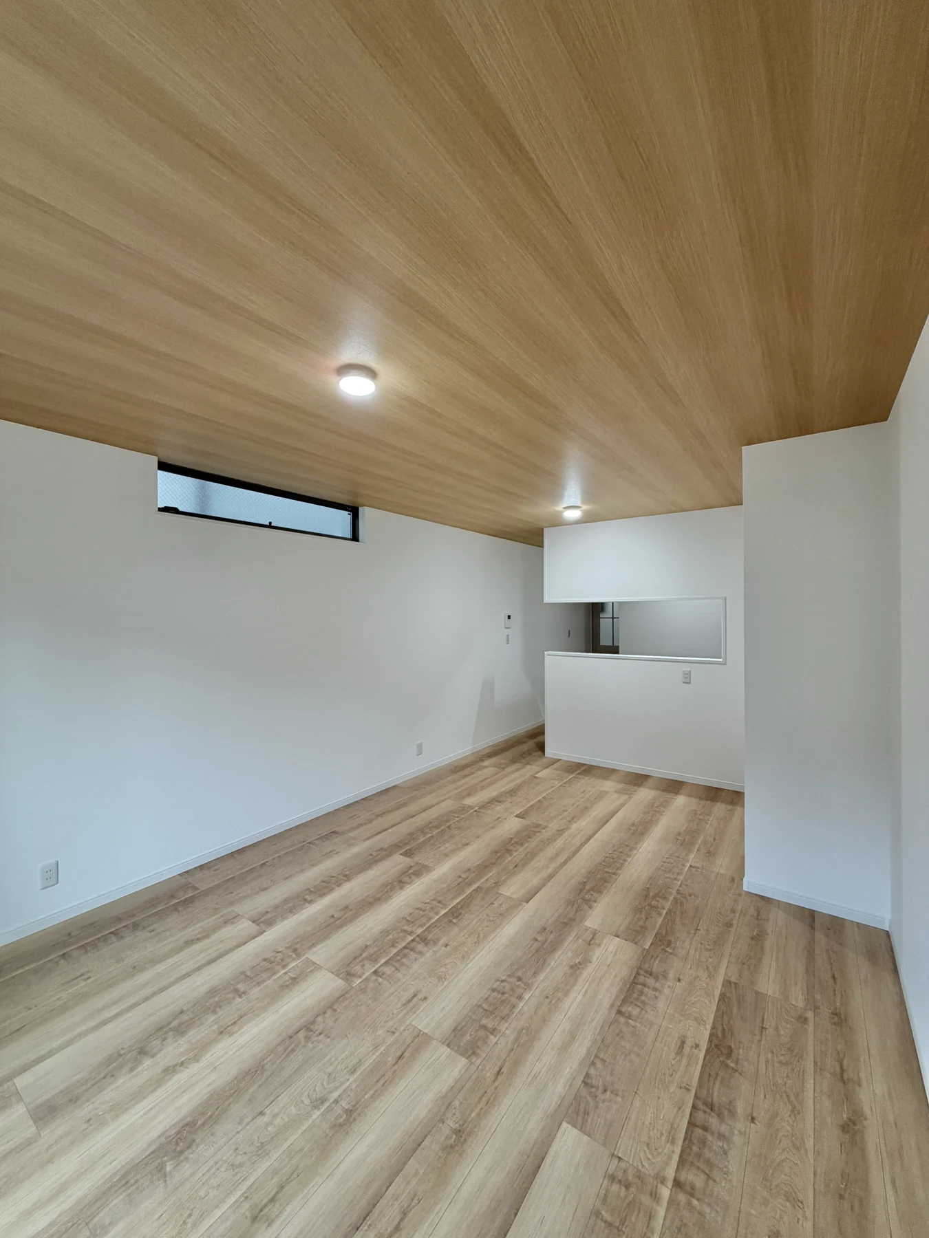 新築戸建 3階建