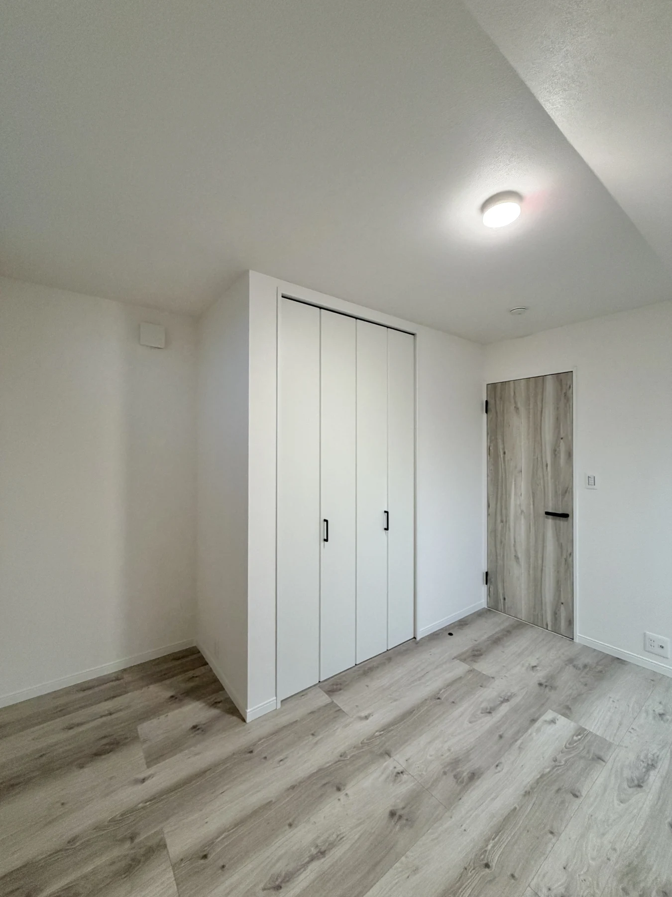 新築戸建 3階建