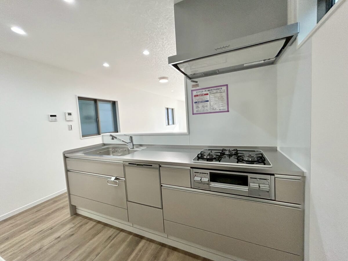 新築戸建 3階建