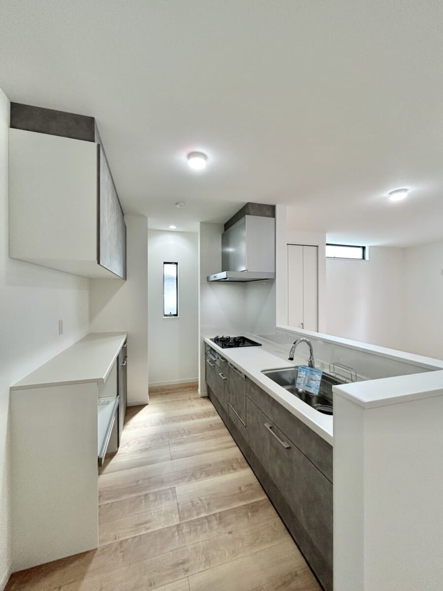 新築戸建 3階建
