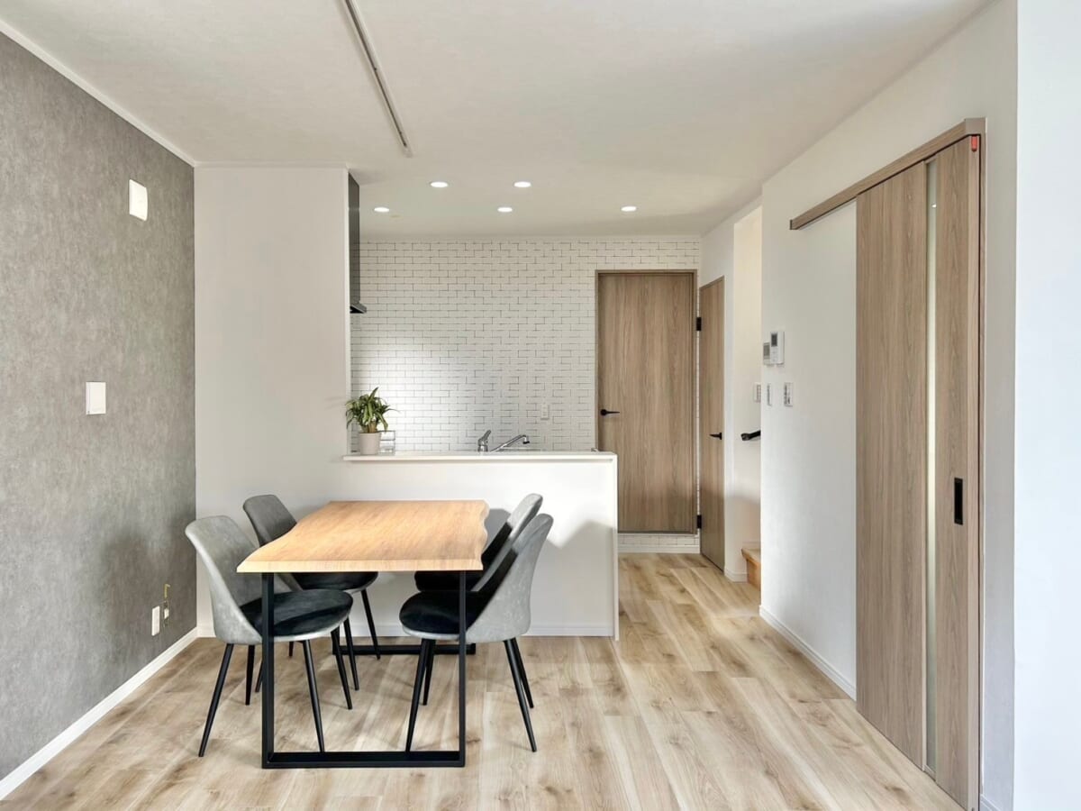 内装リフォーム 中古戸建 3階建