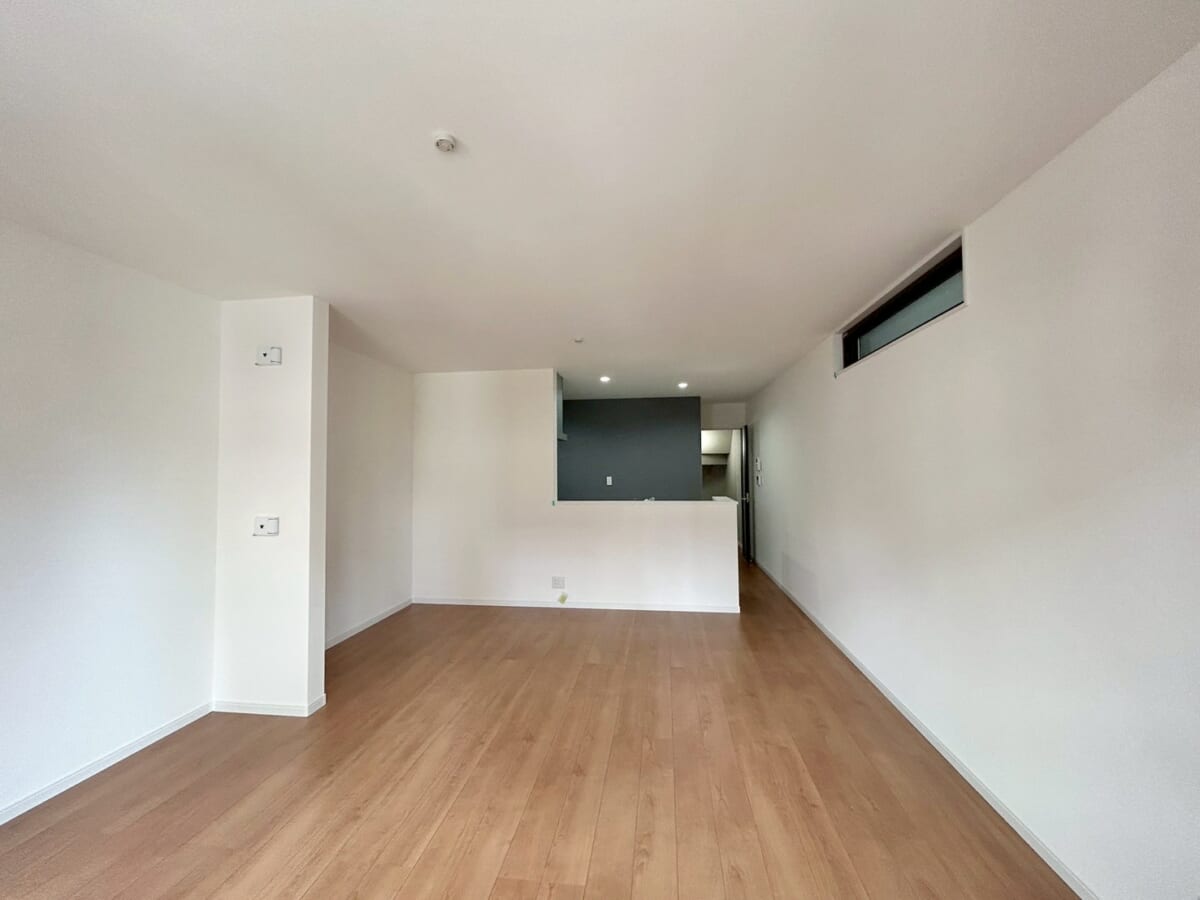 新築戸建 3階建