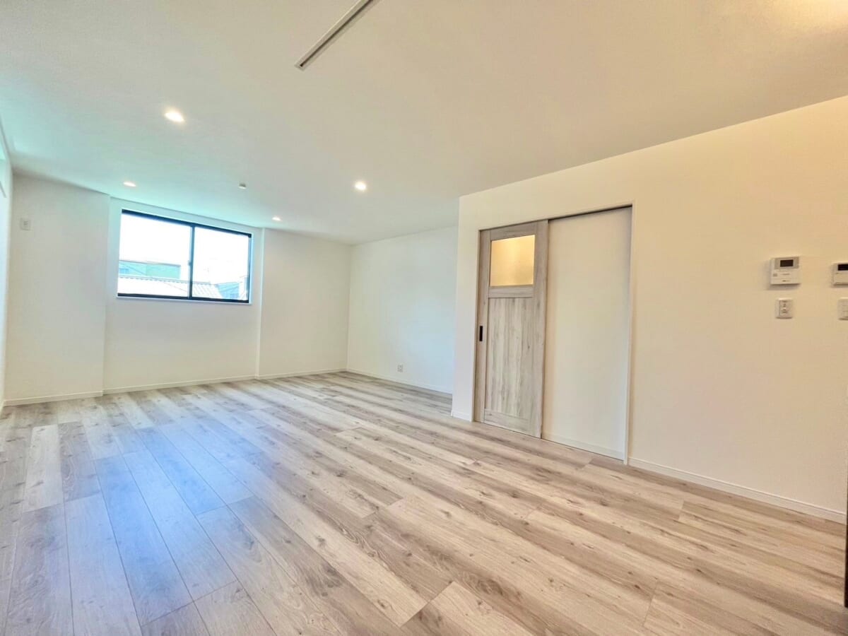 新築戸建 3階建