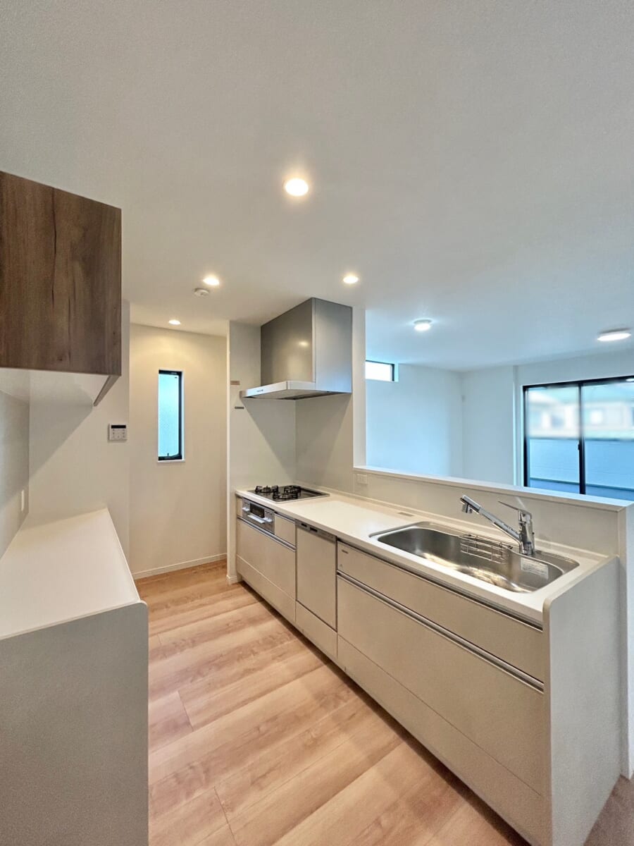 新築戸建 3階建