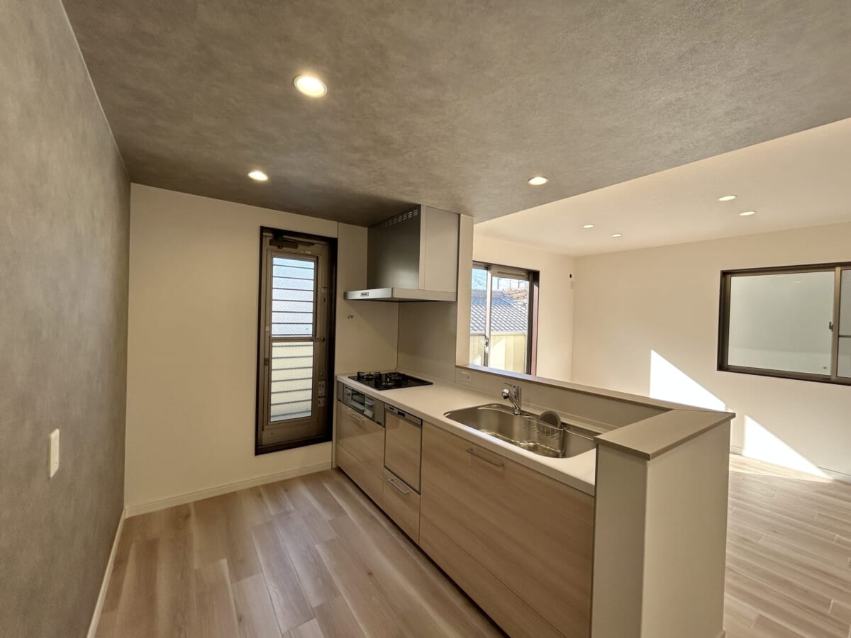 内装リフォーム 中古戸建 3階建　