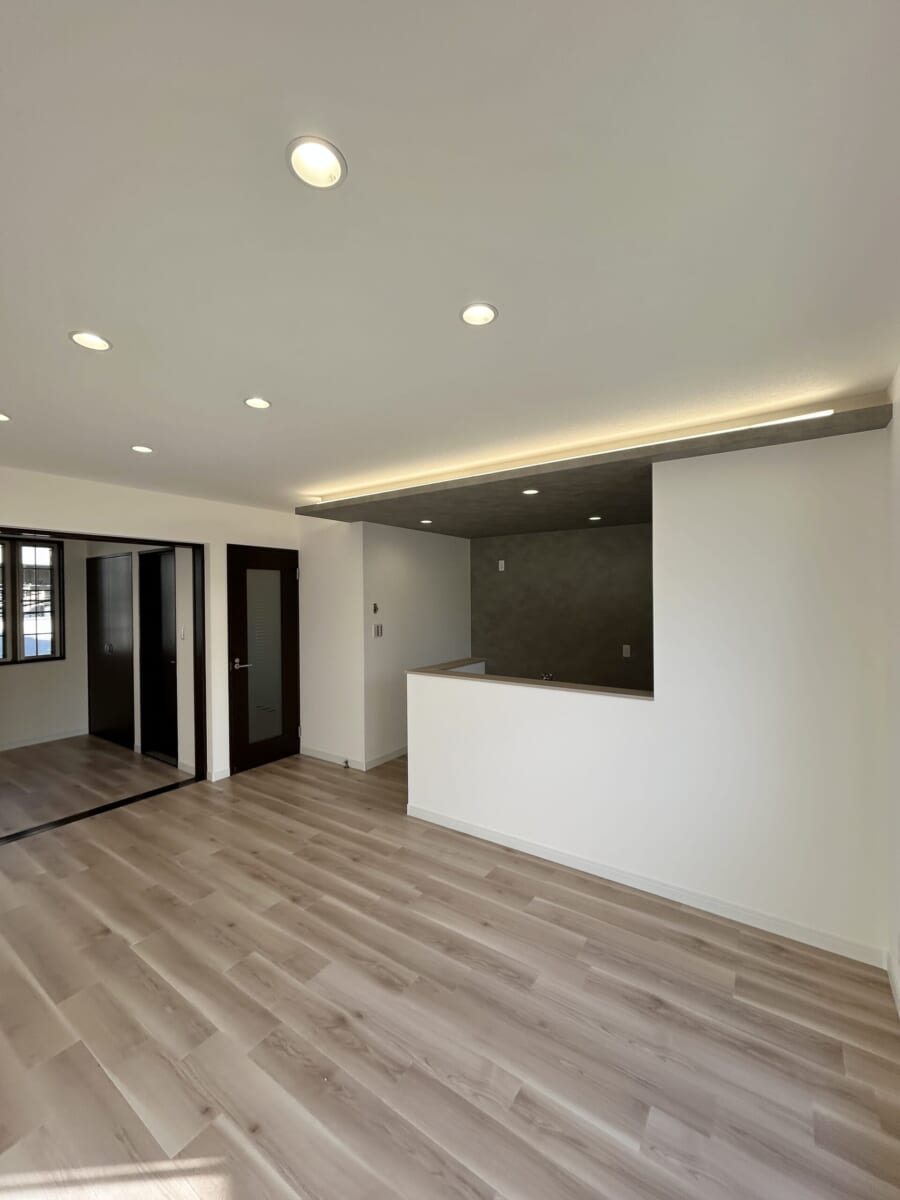 内装リフォーム 中古戸建 3階建　