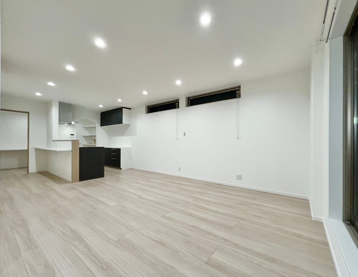 新築戸建 3階建