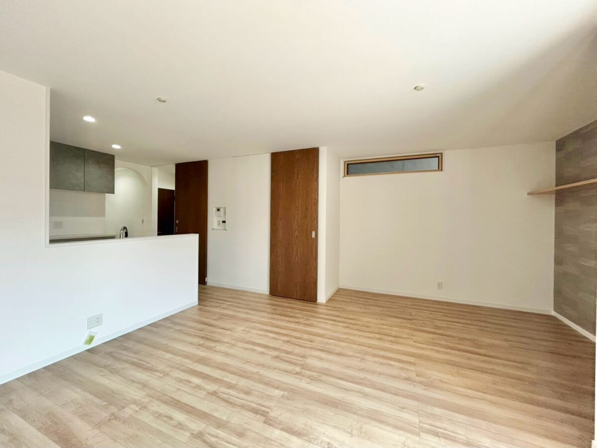 新築戸建 3階建