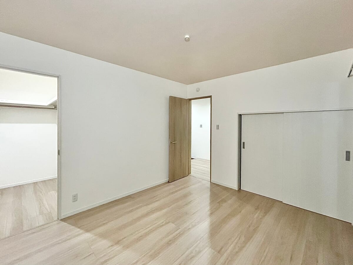 新築戸建 3階建