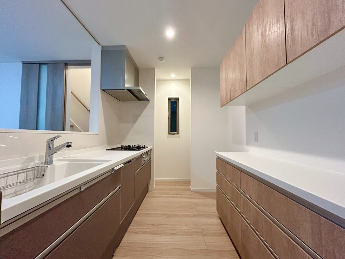 新築戸建 3階建