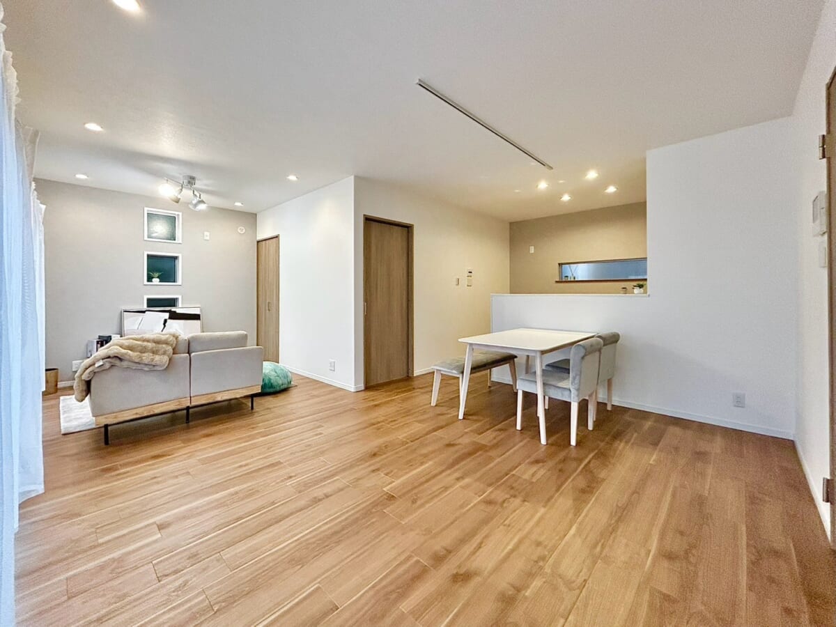 内装リフォーム 中古戸建 2階建