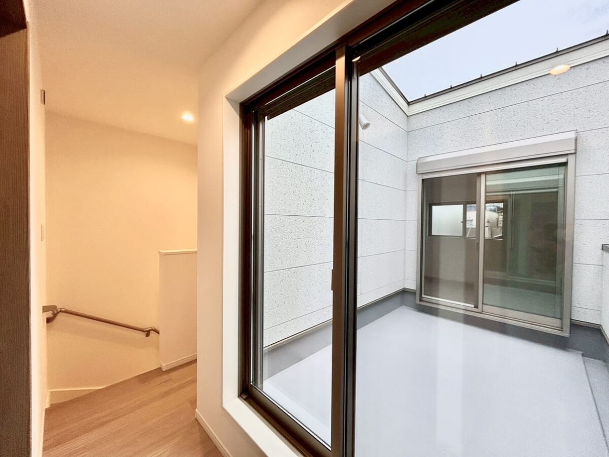 新築戸建 3階建